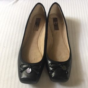 Jessica Simpson flats